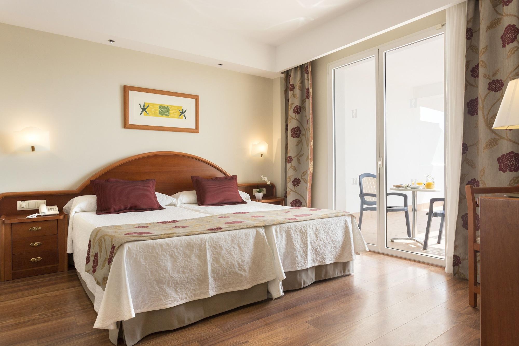 Hipotels Flamenco Conil โกนิล เด ลาฟรอนเตรา ภายนอก รูปภาพ