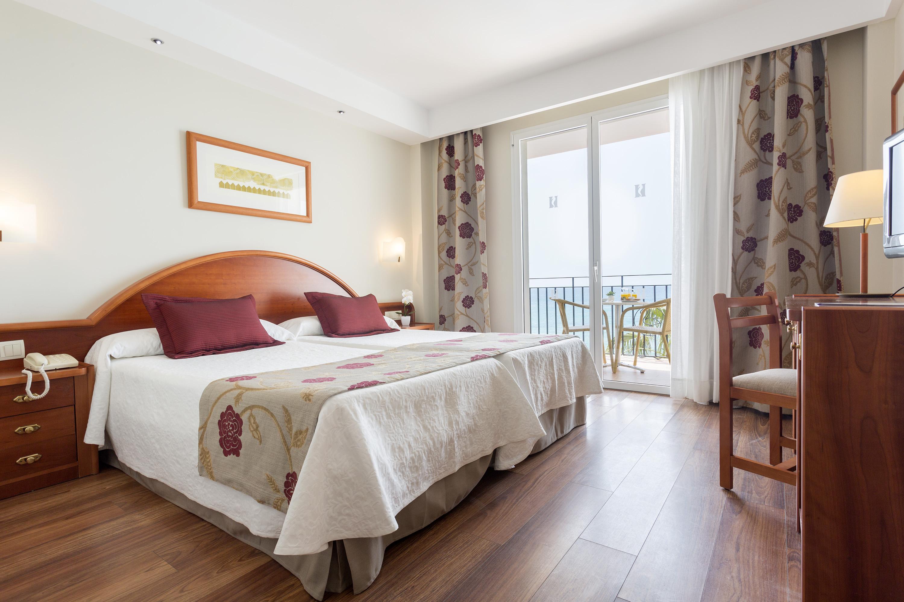 Hipotels Flamenco Conil โกนิล เด ลาฟรอนเตรา ภายนอก รูปภาพ