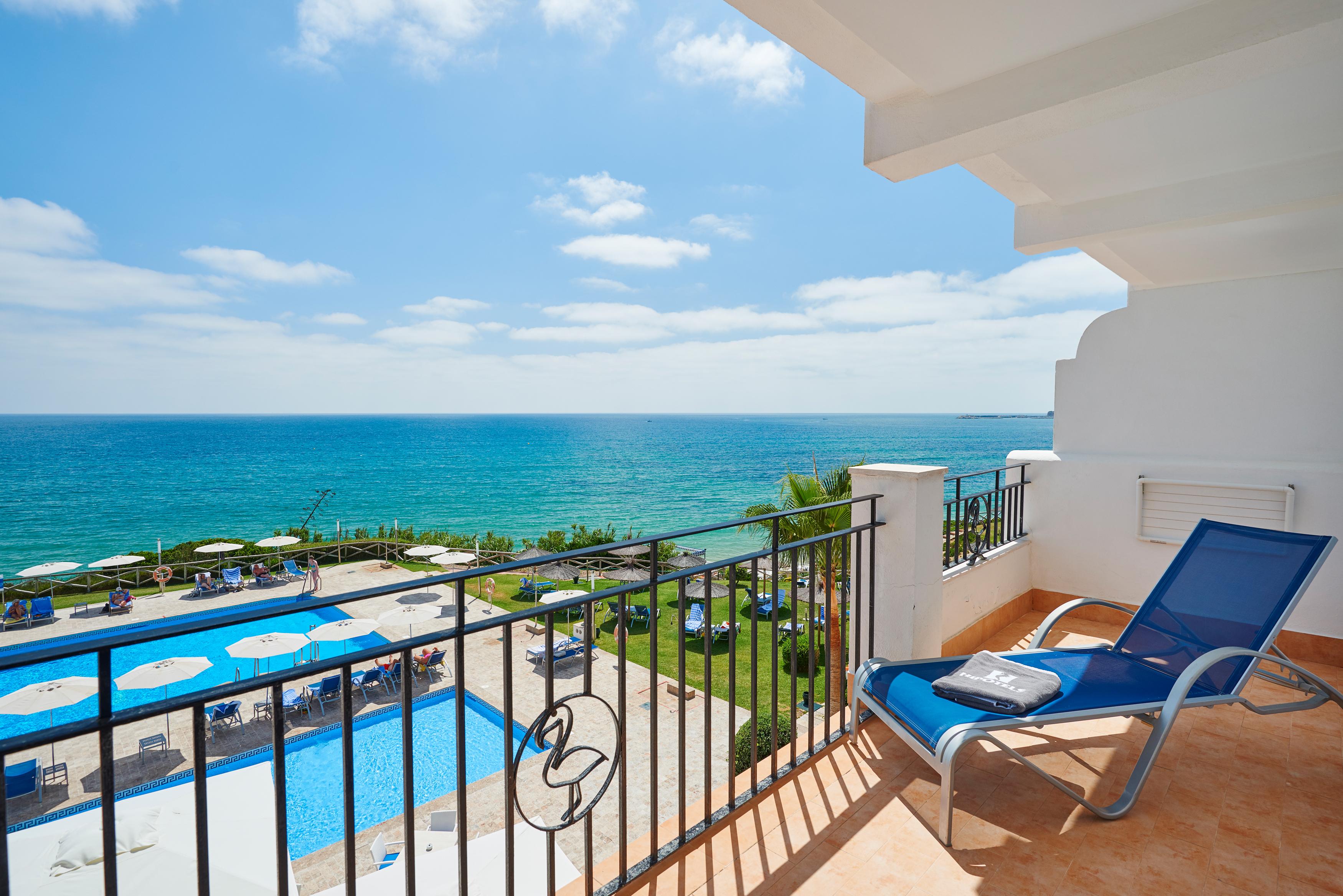 Hipotels Flamenco Conil โกนิล เด ลาฟรอนเตรา ภายนอก รูปภาพ