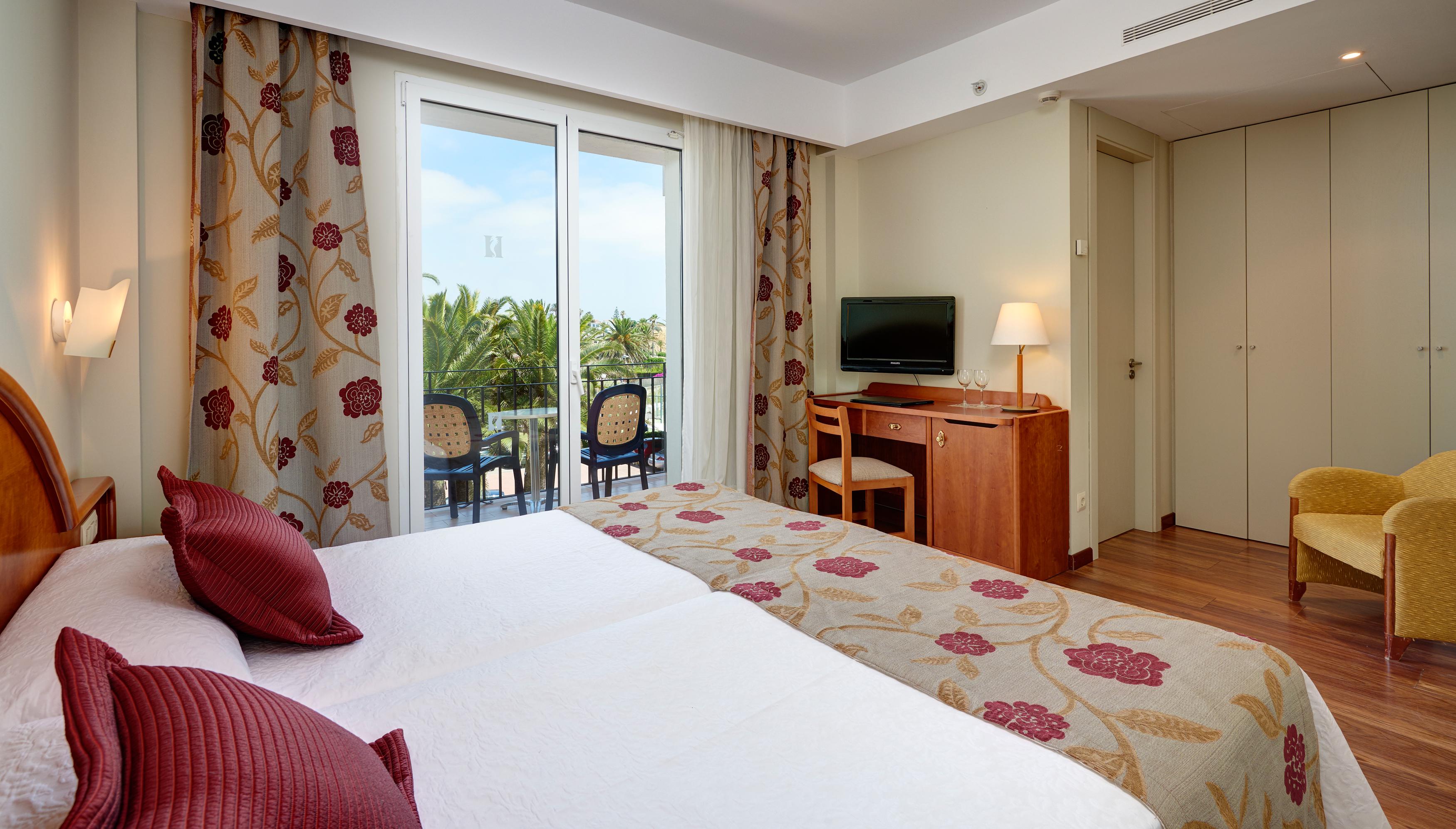 Hipotels Flamenco Conil โกนิล เด ลาฟรอนเตรา ภายนอก รูปภาพ