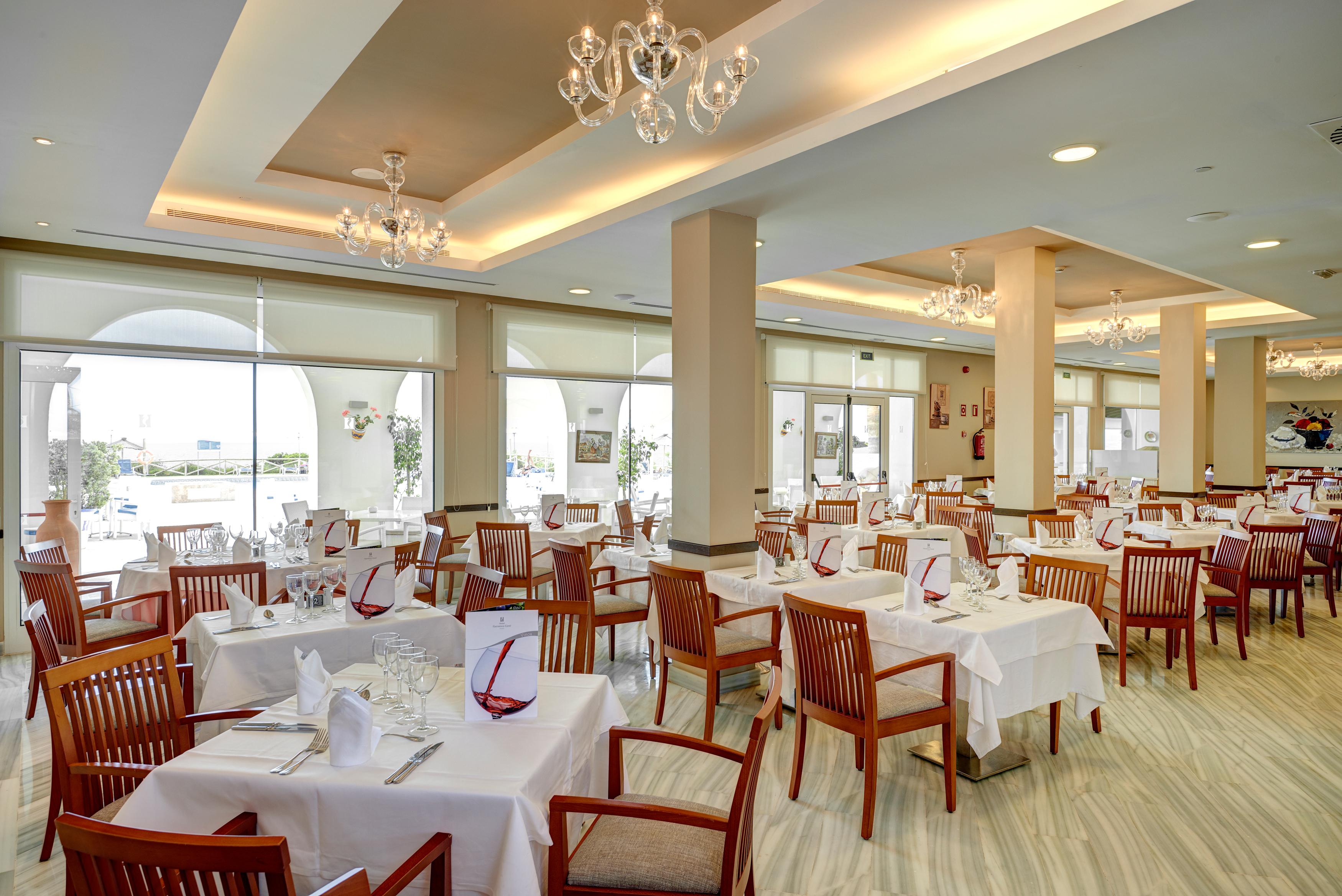 Hipotels Flamenco Conil โกนิล เด ลาฟรอนเตรา ภายนอก รูปภาพ